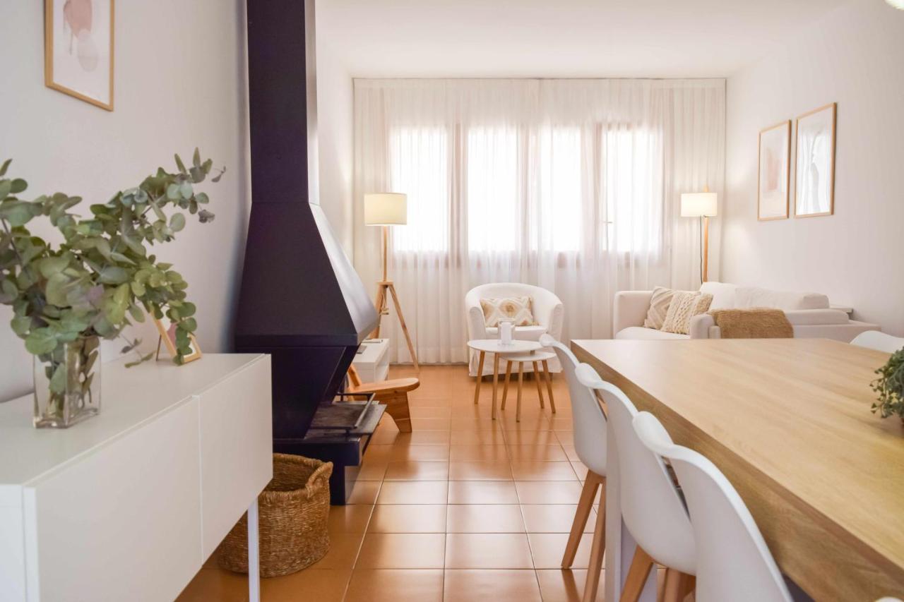 Can Falga Casa Con Jardin En El Corazon De Besalú Kültér fotó
