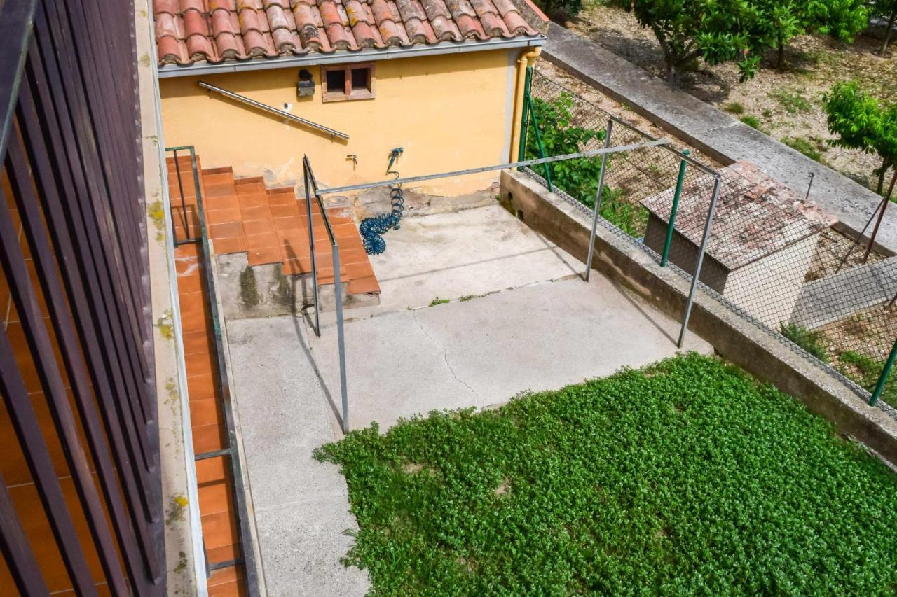 Can Falga Casa Con Jardin En El Corazon De Besalú Kültér fotó